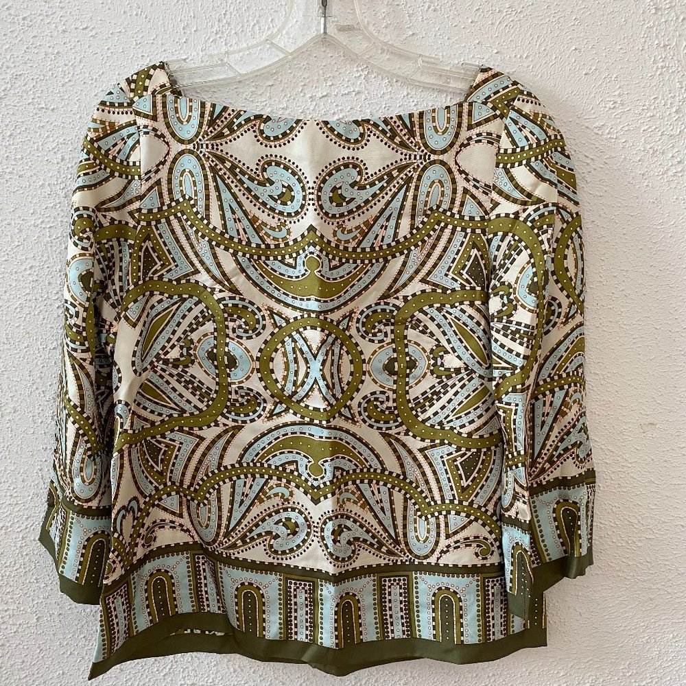 J. CREW SILK PATTERNED SILK BLOUSE HALF ZIPPER BACK SIZE 4
